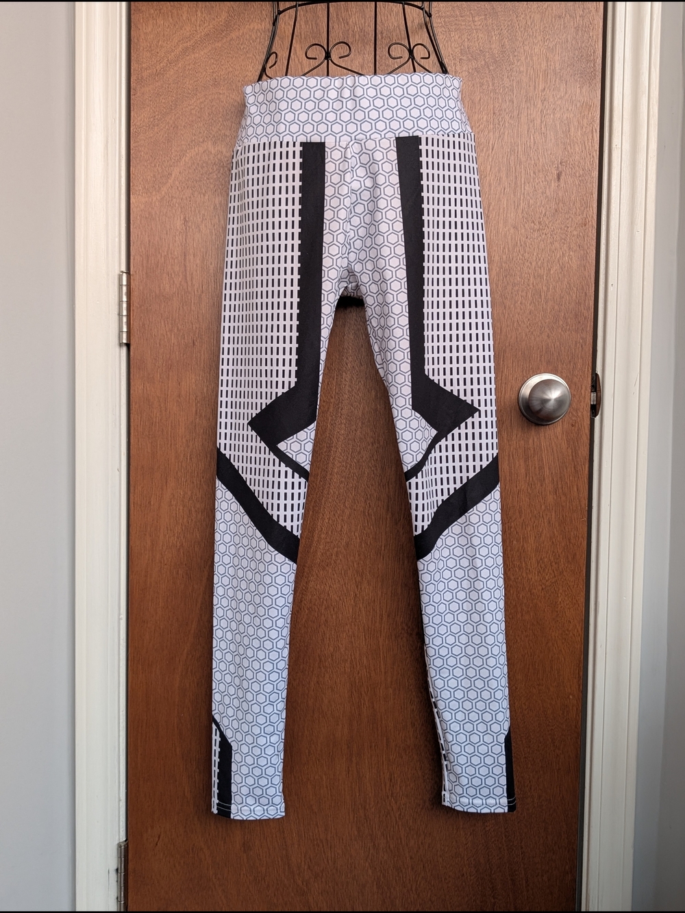 Black & White Geo Print Leggings
